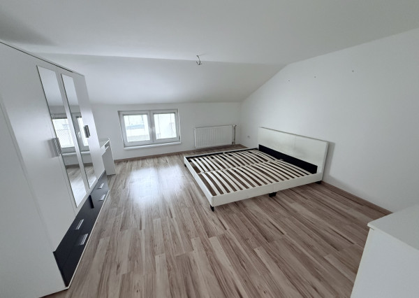 Reality KOMPLEX s.r.o. Vám ponúka 3-izbový byt vo Veľkom Mederi