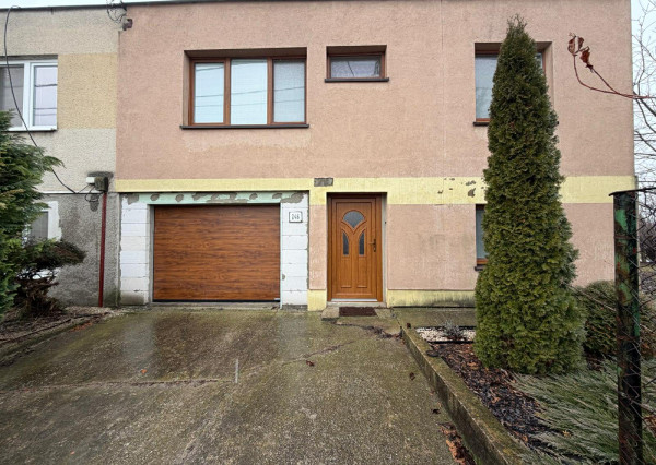 Reality KOMPLEX s.r.o eladásra kínál sorházat Komáromfüssön