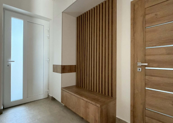 Reality KOMPLEX s.r.o Vám ponúka na predaj rodinnỳ dom