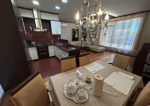 Reality KOMPLEX s.r.o. ponúkame Vám na predaj priestranný 3-izbový byt s výmerou 97 m², ktorý sa nachádza v centre mesta Dunajská Streda