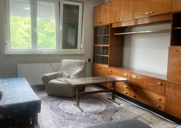 Zachovalý dvojizbový byt s lodgiou v absolútnom centre Komárna na PREDAj!