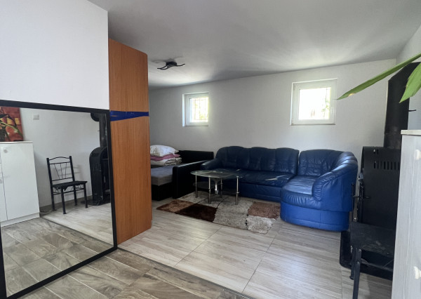 Útulný víkendový domček v Győri (HU) na PREDAJ za dobrú cenu!!