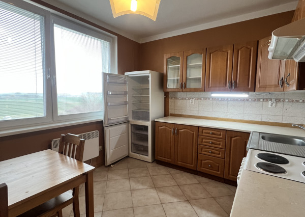 Do NÁJMU pekný, úplne zrekonštruovaný 2-izbový byt s balkónom v Šrobárovej!