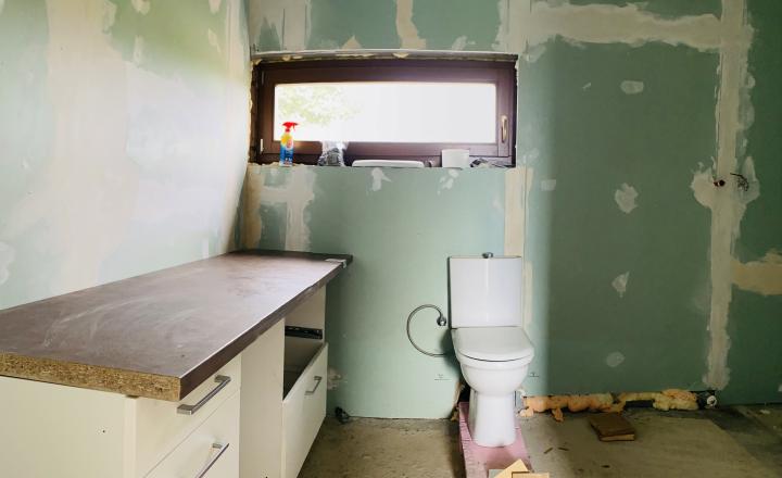 Reality KOMPLEX s.r.o Vám ponúka na predaj moderný nízkoenergetický drevodomov na pozemku s rozlohou 2395 m2. - fotografia 9