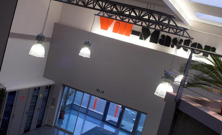 REALITY KOMPLEX s.r.o. Vám ponúka na predaj alebo na PRENÁJOM obchodno-skladové priestory v Maďarsku pri diaľnici M7! - fotografia 11
