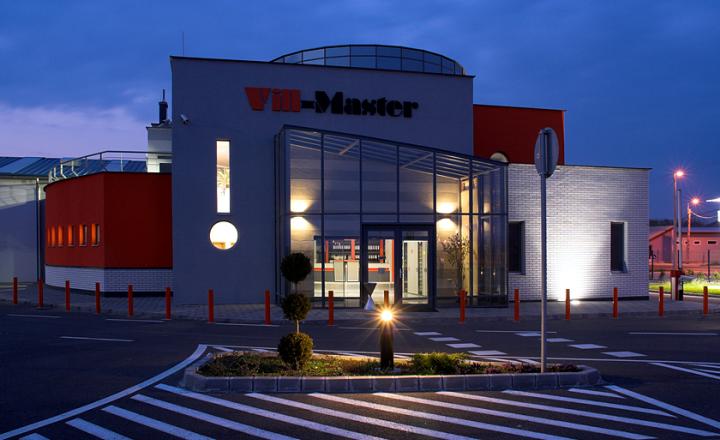 REALITY KOMPLEX s.r.o. Vám ponúka na predaj alebo na PRENÁJOM obchodno-skladové priestory v Maďarsku pri diaľnici M7! - fotografia 1