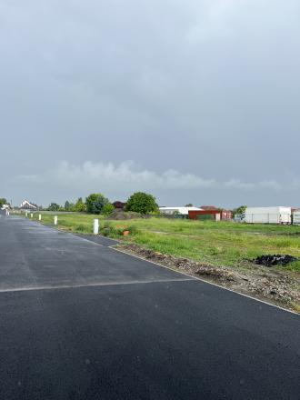 Reality KOMPLEX s.r.o. Vám ponúka na PREDAJ 9 lukratívnych pozemkov v Šamoríne, časť Bučuháza - fotografia 1