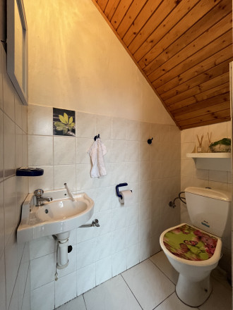 REALITY KOMPLEX s.r.o. Vám ponúka na predaj rodinný dom v centre mesta s polyfunkčnou budovou v Komárne-super lokalita!!! - fotografia 14