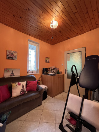 REALITY KOMPLEX s.r.o. Vám ponúka na predaj rodinný dom v centre mesta s polyfunkčnou budovou v Komárne-super lokalita!!! - fotografia 10