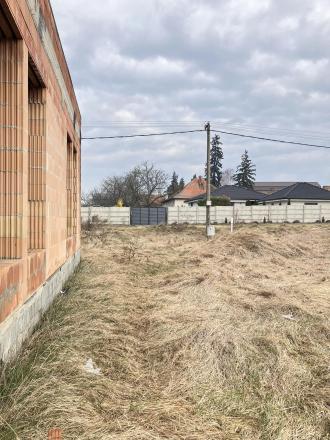 Reality Komplex s.r.o Vám ponúka na predaj polyfunkčný objekt v Zlatnej na Ostrove. - fotografia 6