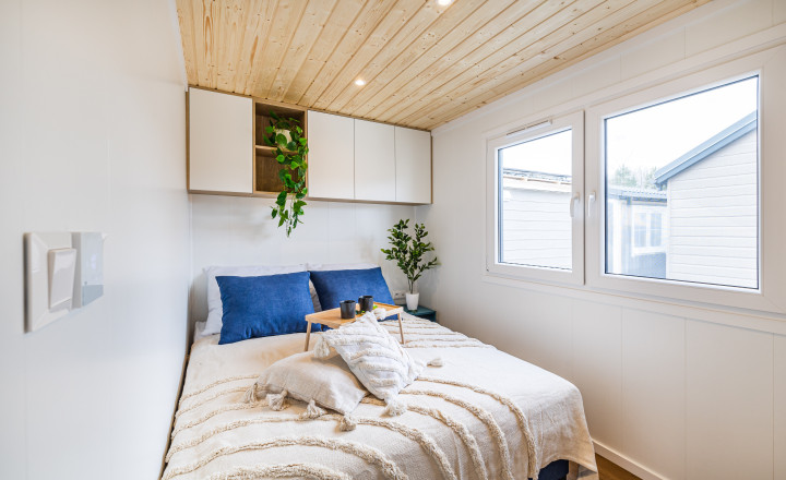 Exkluzívne iba u nás Vám Reality KOMPLEX s.r.o., ponúka na PREDAJ nový CELOROČNE OBÝVATEĽNÝ MOBILNÝ DOM MALTA s rozmerom 13,2x4,3m!!! - fotografia 11
