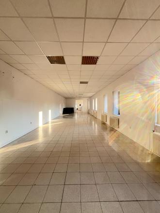 Reality KOMPLEX s.r.o. Vám ponúka na predaj PRIEMYSELNÝ AREÁL V KOMÁRNE, ČASŤ NOVÁ STRÁŽ - fotografia 6