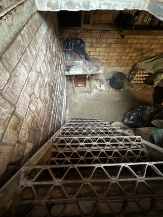 IBA U NÁS! Reality KOMPLEX s.r.o. vám ponúka na predaj priestranný rodinný dom v Komárome (Maďarsko) - fotografia 17