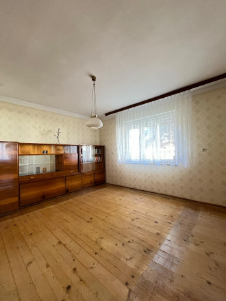 Reality KOMPLEX s.r.o. Vám ponúka na predaj rodinný dom v meste Kolárovo. - fotografia 5