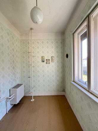 Reality KOMPLEX s.r.o. Vám ponúka na predaj rodinný dom v meste Kolárovo. - fotografia 9