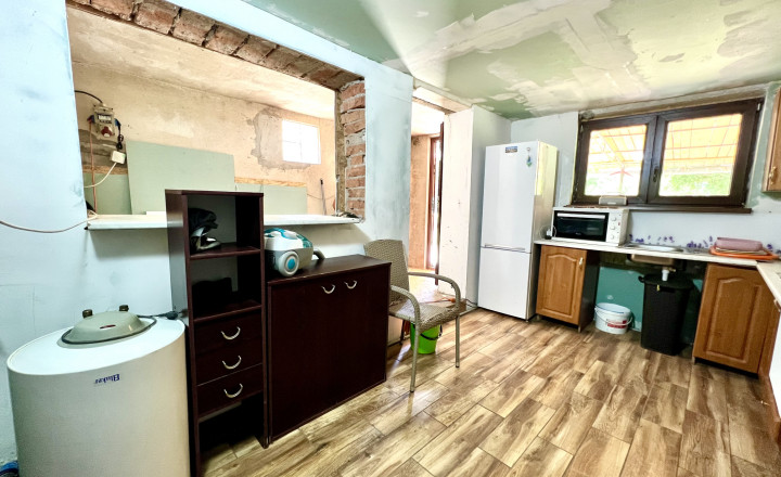 Reality KOMPLEX s.r.o. ponúka na PREDAJ viničný domček s priestranným pozemkom v obci Kamenín - fotografia 7