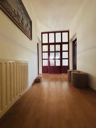 Reality KOMPLEX s.r.o. Vám EXKLUZÍVNE ponúka na predaj rodinný dom v obci Zemianska Olča - fotografia 9
