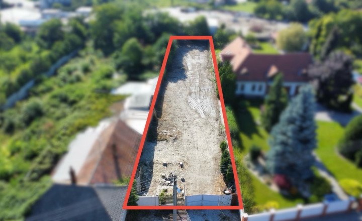 Reality KOMPLEX s.r.o. Vám ponúka pozemok na predaj, blízko centra Dunajskej Stredy - fotografia 3