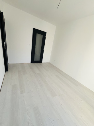 Reality KOMPLEX s.r.o., Vám ponúka na predaj moderný 3-izbový byt s balkónom a vlastnou záhradou v štvorbytovke v Dunajskej Strede - fotografia 2