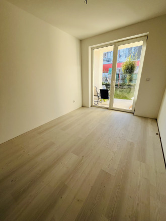 Reality KOMPLEX s.r.o., Vám ponúka na predaj moderný 3-izbový byt s balkónom a vlastnou záhradou v štvorbytovke v Dunajskej Strede - fotografia 18