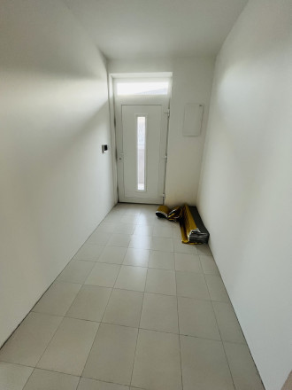 Reality KOMPLEX s.r.o., Vám ponúka na predaj moderný 3-izbový byt s balkónom a vlastnou záhradou v štvorbytovke v Dunajskej Strede - fotografia 28