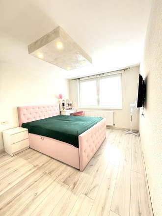 VEĽKÁ ZĽAVA !!! IBA U NÁS !!! Reality KOMPLEX s.r.o., ponúka na PREDAJ luxusný nadštandardný rodinný dom v tichej časti KOLÁROVA !!! - fotografia 12