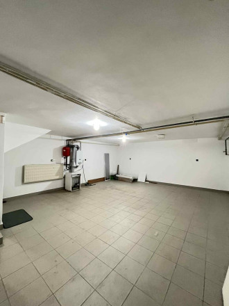 Reality KOMPLEX s.r.o., Vám ponúka na prenájom nebytový priestor v meste Komárno. - fotografia 7