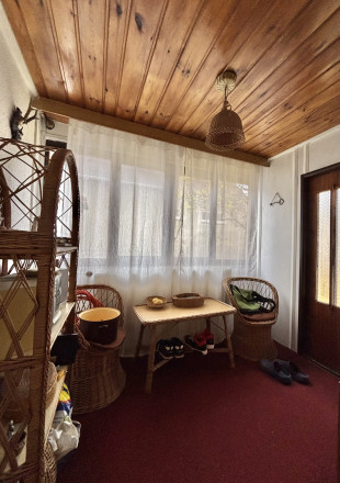Reality KOMPLEX s.r.o.,Vám  ponúka starší  4 izbový rodinný dom  v pokojnej časti Mesta Komárno ! - fotografia 7