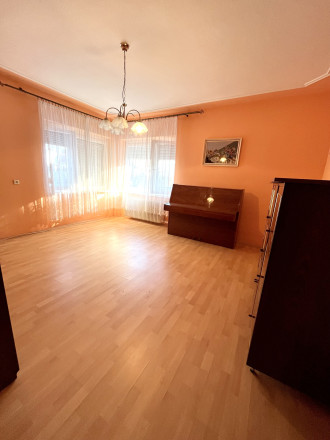 Reality KOMPLEX s.r.o., Vám ponúka na predaj priestranný 2-generačný rodinný dom v obci Dolný Štál - fotografia 14