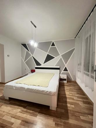 Reality KOMPLEX s.r.o. Vám ponúka na predaj priestranný 3-izbový tehlový byt s balkónom a garážou v obci Moča, v blízkosti Dunaja. - fotografia 6