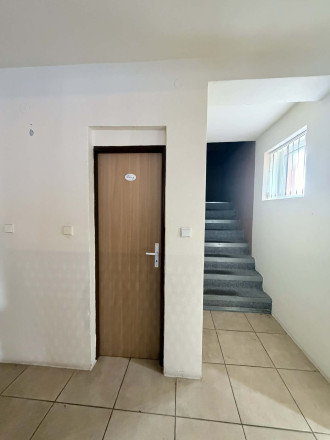 Reality KOMPLEX s.r.o Vám exkuzívne ponúka na predaj kvalitnú polyfunkčnú budovu v Kolárove - fotografia 8