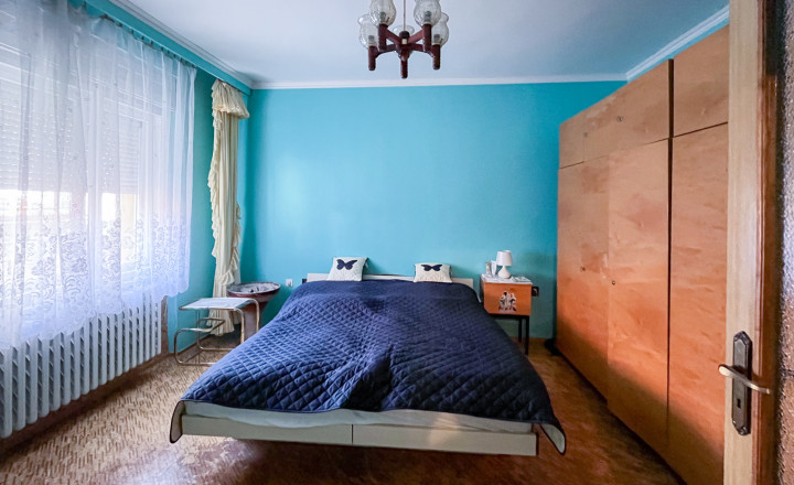 Reality KOMPLEX s.r.o. Vám ponúka na predaj 4-izbový rodinný dom v obci Okoč - fotografia 13