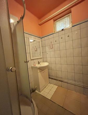 Reality komplex s.r.o., Vám ponúka na predaj 3 izbový rodinný dom v obci Vék  za atraktívnu cenu ! - fotografia 6