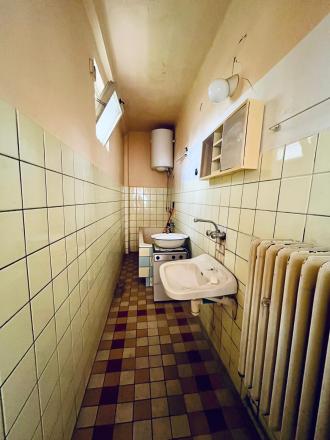 Reality KOMPLEX s.r.o. Vám ponúka Exkluzívne na predaj 3 izbový rodinný dom v pôvodnom stave v obci Sokolce - fotografia 10