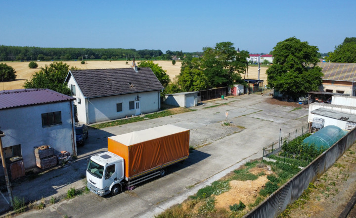 Reality KOMPLEX | NA PREDAJ Priemyslený areál v Dolnom Bare - fotografia 15