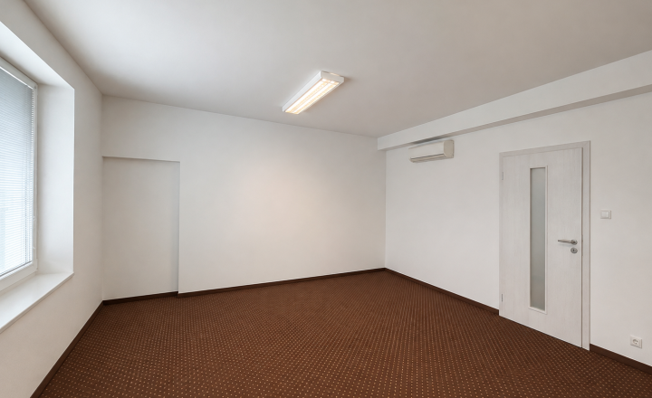 Reality KOMPLEX Vám ponúka na prenájom komerčného priestoru 100 m² v centre Dunajskej Stredy. - fotografia 14