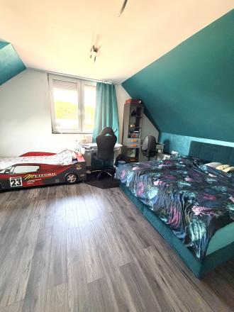 Reality KOMPLEX s.r.o., Vám ponúka na predaj 3-izbový rodinný dom v obci Okoč - fotografia 11