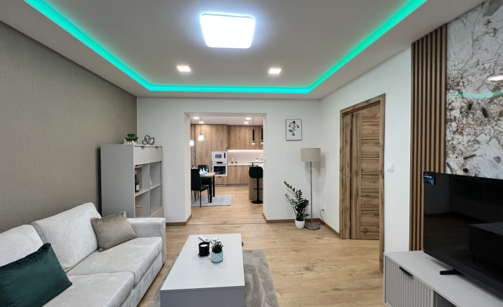 Reality KOMPLEX s.r.o. ponúka na PRENÁJOM luxusný 2 izbový byt v Komárne! - fotografia 14
