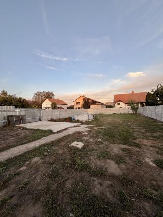 Exkluzívne iba u nás Vám Reality KOMPLEX s.r.o., ponúka na predaj rodinný dom v obci Kameničná za atraktívnu cenu ! - fotografia 13