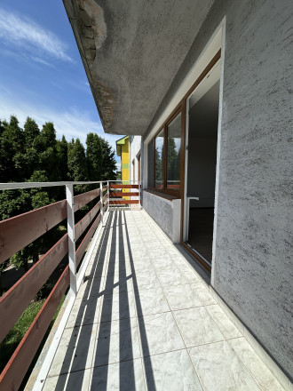 Reality KOMPLEX s.r.o. Vám ponúka do NÁJMU časť rodinného domu v Komárne!! - fotografia 4