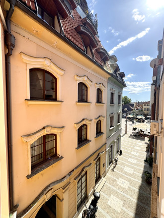Reality KOMPLEX s.r.o. Vám ponúka na predaj LUXUSNÝ 2 izbový byt v absolútnom centre mesta Komárno na Nádvorí Európy !!! - fotografia 13