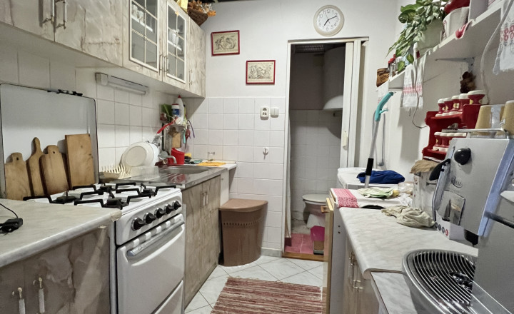 Na PREDAJ menší rodinný dom na veľkom pozemku v tichom prostredí v Martovciach! - fotografia 3