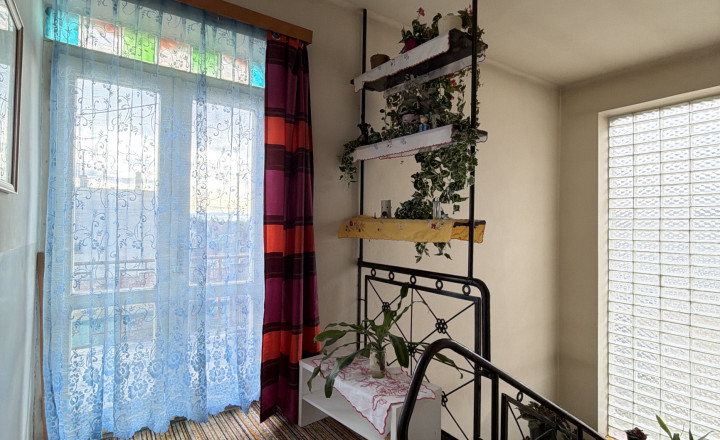 NA PREDAJ – POSCHODOVÝ RODINNÝ DOM V OBCI BALOŇ - fotografia 10
