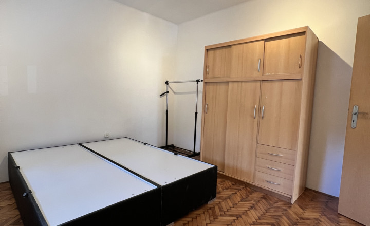 Reality KOMPLEX s.r.o. Vám ponúka do nájmu pekný, slnečný dvojizbový byt blízko centra Komárna - fotografia 9