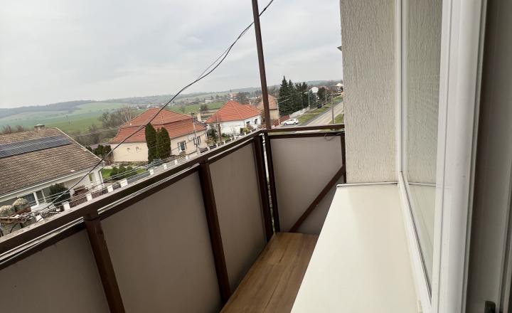 Do NÁJMU pekný, úplne zrekonštruovaný 2-izbový byt s balkónom v Šrobárovej! - fotografia 5