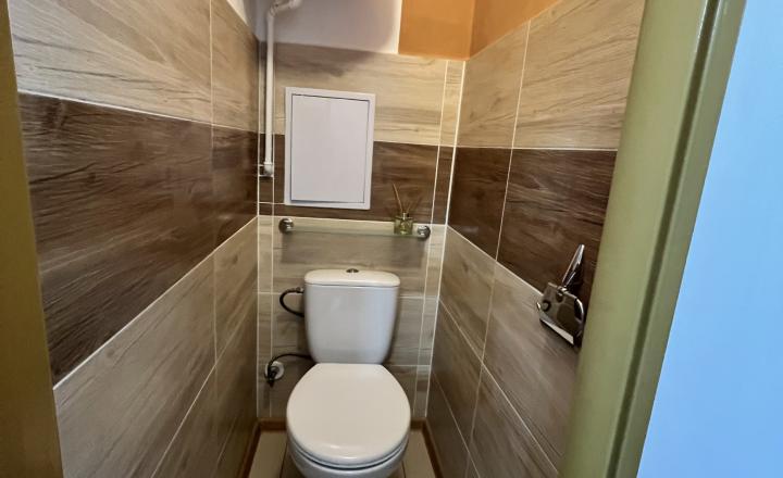 Do NÁJMU pekný, úplne zrekonštruovaný 2-izbový byt s balkónom v Šrobárovej! - fotografia 10